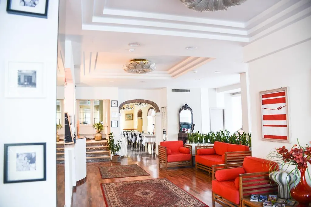 Hotel Vergilius Riccione 3*,